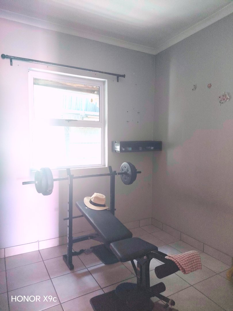 3 Bedroom Property for Sale in Silversands Western Cape